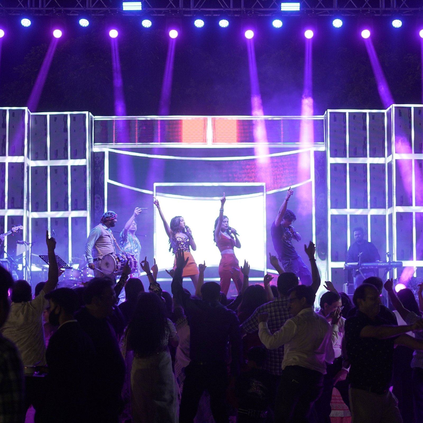 TRP Band live show photo 9